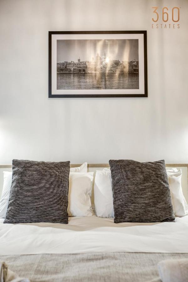 A Lovely 1Br Home With Balcony Just Off The Coast By 360 Estates Saint Julian's Luaran gambar