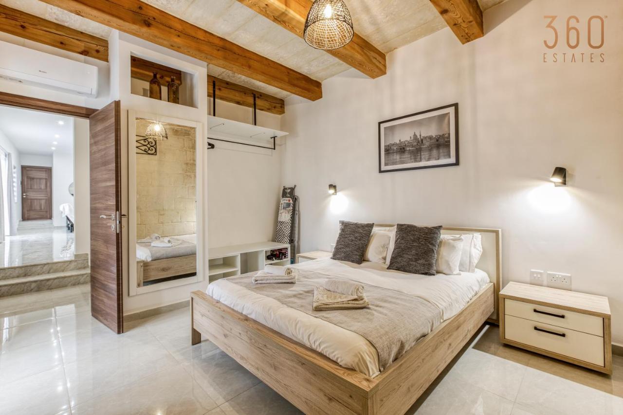 A Lovely 1Br Home With Balcony Just Off The Coast By 360 Estates Saint Julian's Luaran gambar